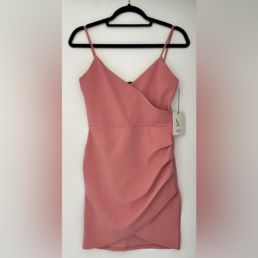 NWT Episode Mauve/ Pink Tulip Hem Mini Dress Spaghetti Straps Size Medium